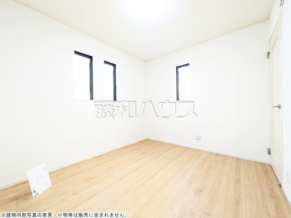 居室　【小平市小川町１丁目】