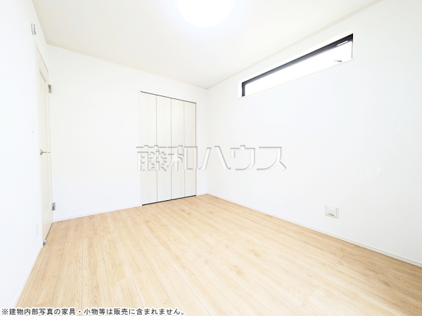 居室　【小平市小川町１丁目】