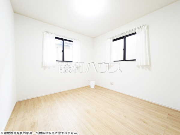 居室　【小平市小川町１丁目】