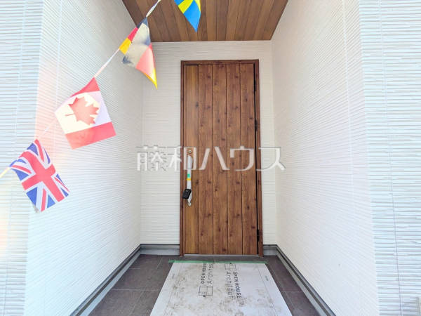 玄関　【八王子市大和田町１丁目】