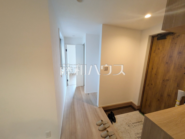 玄関ホール　【八王子市大和田町１丁目】