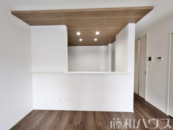 2号棟　キッチン　【春日井市岩成台１０丁目】