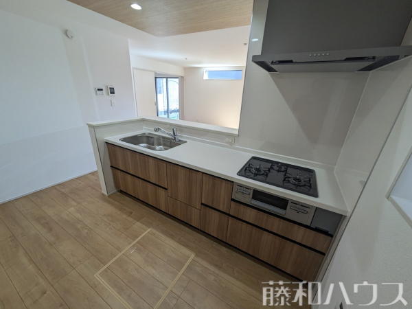 3号棟　キッチン　【西春日井郡豊山町大字豊場字神戸】
