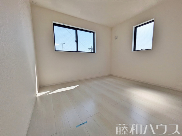 3階居室　【春日井市中野町２丁目】