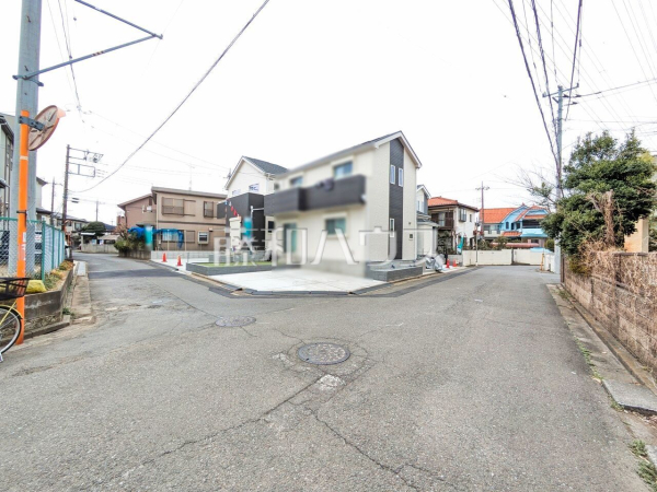 現場風景　【新座市野寺２丁目】 お住まい探しは、家の良し悪しだけでなく周辺環境も重要なポイントです。ぜひ一度お客様の目でご覧ください。 
