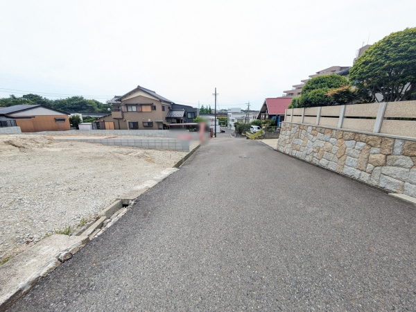 接道状況および現場風景　【小牧市大字池之内】