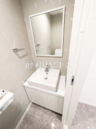 C号棟　トイレ内手洗いスペース　【西東京市南町5丁目】