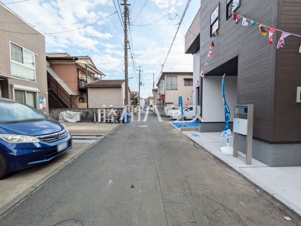 接道状況および現場風景　【新座市大和田５丁目】
