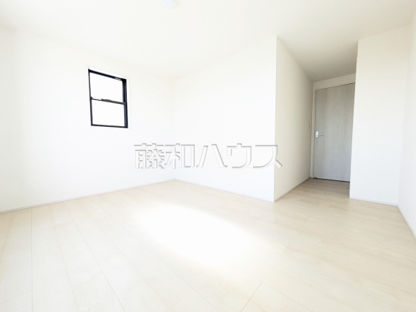1号棟　居室　【新座市大和田５丁目】