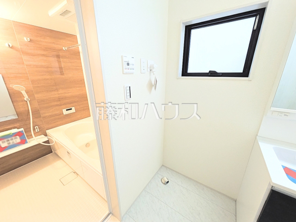 2号棟　洗濯機置き場
