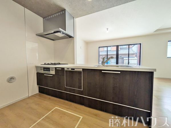 2号棟　キッチン　【岩倉市曽野町花ノ木】