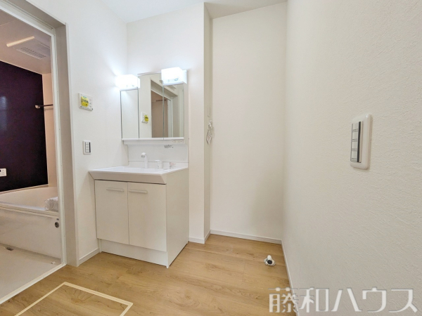 2号棟　洗面室　【岩倉市曽野町花ノ木】