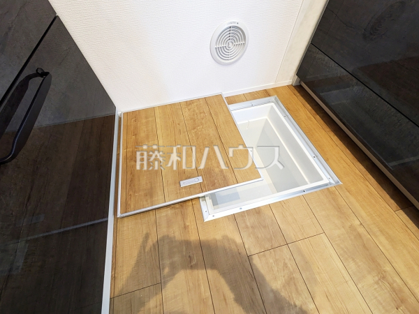 床下収納　【東村山市諏訪町２丁目】