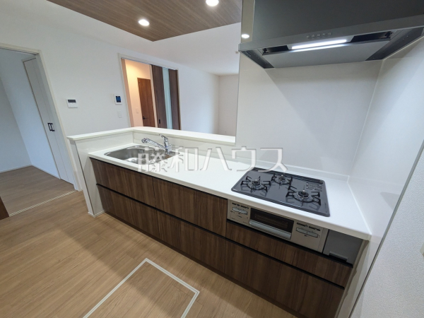 5号棟　キッチン　【福津市津屋崎５丁目】