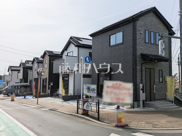 現場風景　【練馬区西大泉４丁目】見学はしたいけど、なかなか時間が取れない・・・そんな方に出勤前や仕事終わりにマイホームを見学できるサポートをいたします。