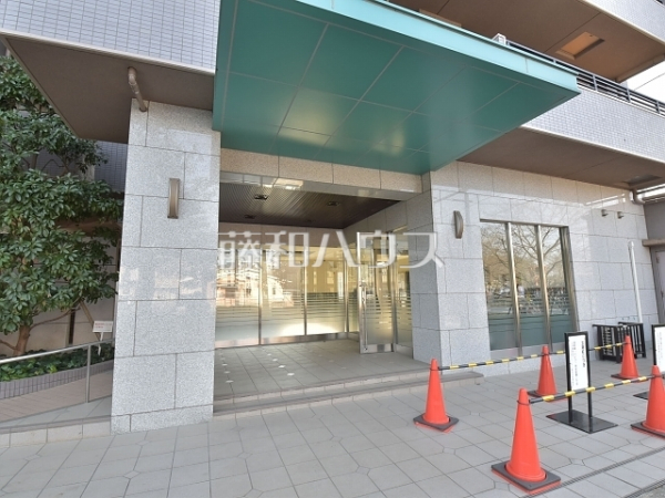エントランス　【レクセルガーデン東所沢】
