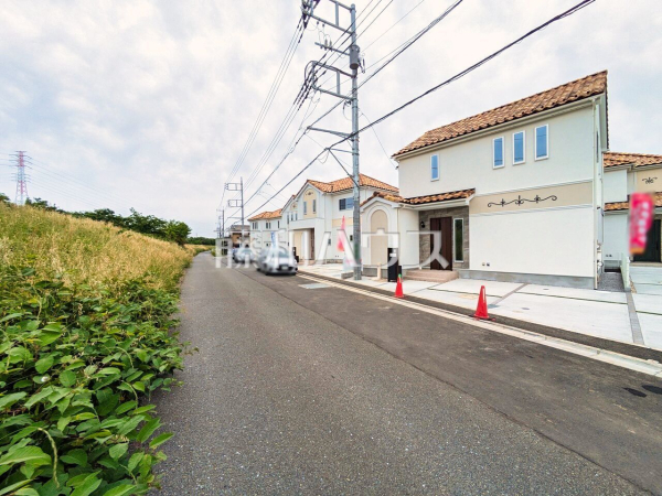 接道状況および現場風景　【日野市新井１丁目】