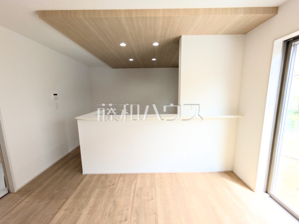 キッチン　【所沢市東狭山ケ丘３丁目】
