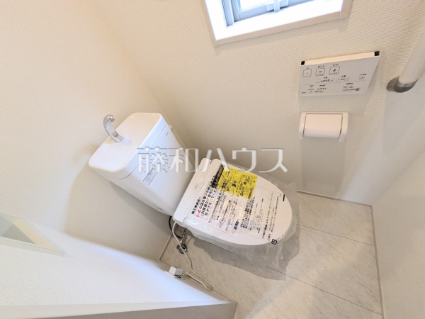トイレ　【所沢市東狭山ケ丘３丁目】