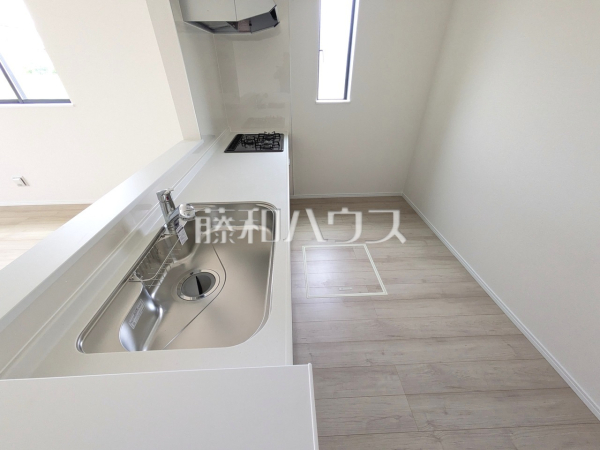 A号棟　キッチン　【東村山市青葉町１丁目】