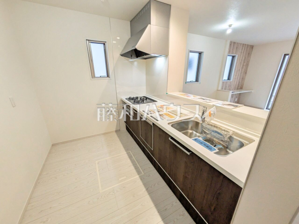 3号棟　キッチン　【八王子市鑓水２丁目】