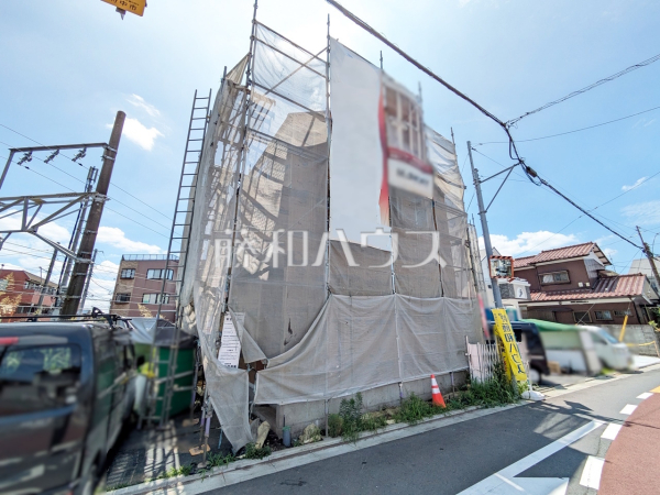 ≪1号棟　外観≫浴室乾燥機・ビルトイン食洗機など日々の生活を豊かに、暮らしを心地良くする先進の設備の住宅。 【府中市西府町１丁目】