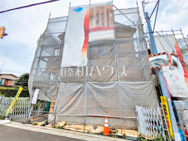 ≪1号棟　外観≫各居室にはクローゼットを完備し、家具を置くスペースが確保しやすい設計がされております。 【府中市西府町１丁目】