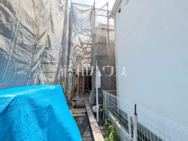 ≪3号棟　外観≫地震などの揺れによる建物のダメージを抑制、制震ダンパー「MAMORY」搭載【府中市西府町１丁目】