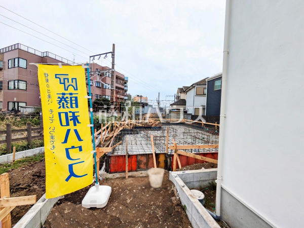 ≪3号棟　外観≫2部屋にウォークインクローゼットを設けました。ご家族それぞれの荷物をたっぷり収納できるため便利ですね。【府中市西府町１丁目】