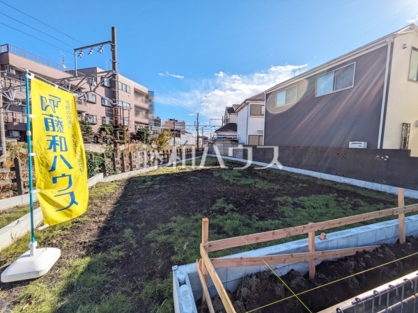 ≪3号棟　外観≫地震などの揺れによる建物のダメージを抑制、制震ダンパー「MAMORY」搭載【府中市西府町１丁目】