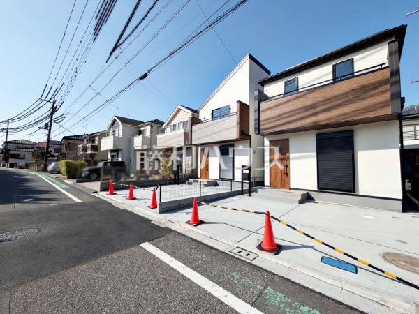 ≪接道状況≫ 前面道路はゆとりの6m。車の出し入れも楽々です。 【府中市小柳町４丁目】