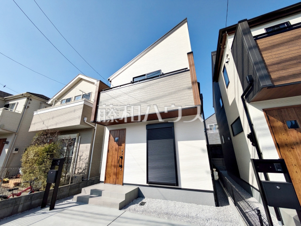 ≪1号棟　外観≫ 物件の事、諸費用の事など、小さな疑問も、お気軽にご連絡・ご相談下さい。【府中市小柳町４丁目】 