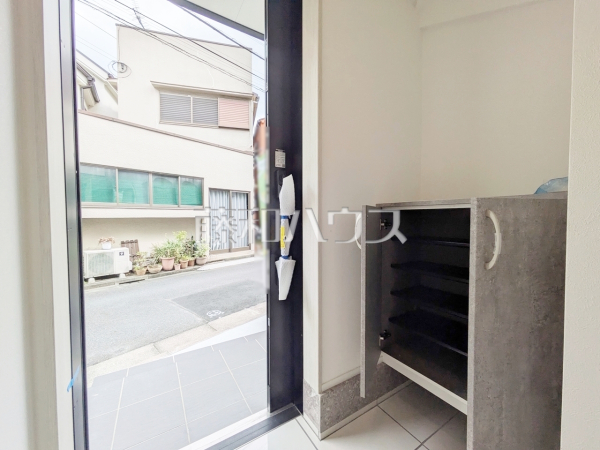 玄関収納　【練馬区北町８丁目】