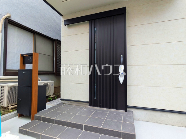玄関　【練馬区北町８丁目】