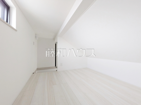 小屋裏収納　【練馬区北町８丁目】
