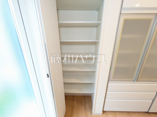 10号棟　収納　【立川市西砂町１丁目】
