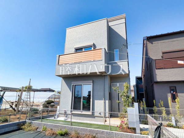 7号棟　外観　【立川市西砂町１丁目】
生活に溶け込むシンプルなデザインの外観が魅力の新邸です。　