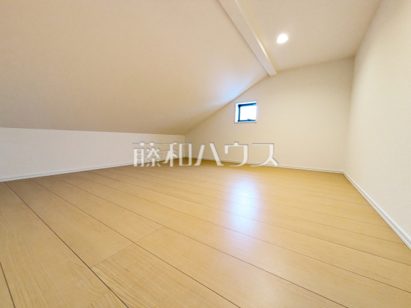 収納　【稲城市矢野口】
さまざまな用途に利用できるロフトつき　