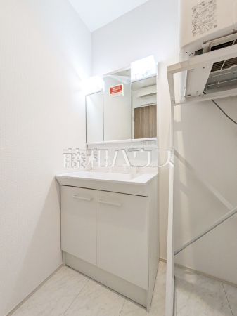 1号棟　洗面室　【杉並区和泉４丁目】