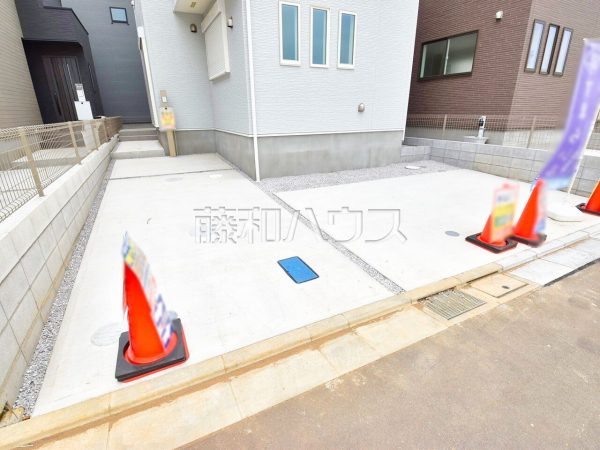 3号棟　カースペース　来客時や駐輪スペースとしても利用可能なカースペース2台可（車種による）【東村山市久米川町２丁目】
