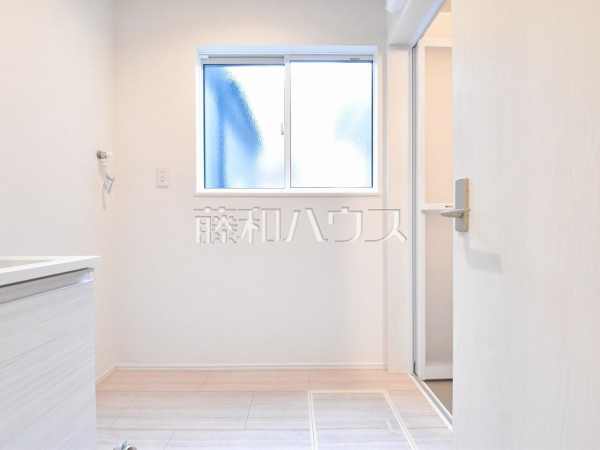 3号棟　洗面室　【東村山市久米川町２丁目】