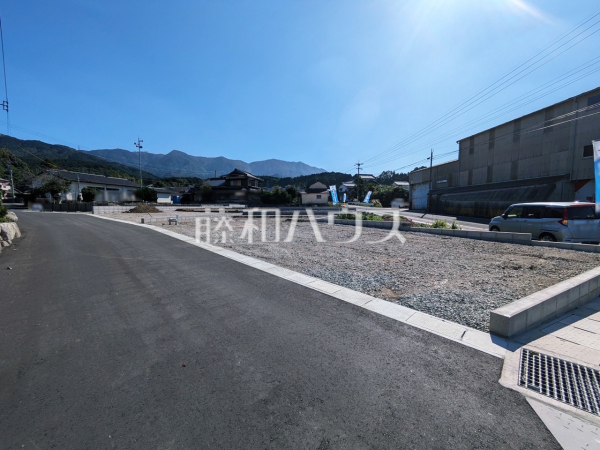 接道状況および現場風景　【糟屋郡宇美町障子岳６丁目】