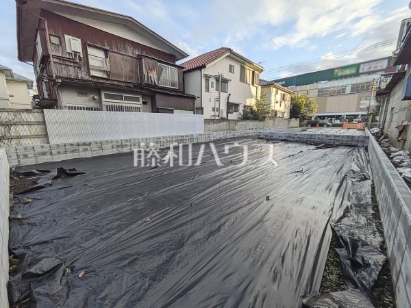 A号地　道路から奥まった住まいは、車や人通りも気にならずプライバシーの確保された住空間を保つことができます。　【武蔵野市関前4丁目】