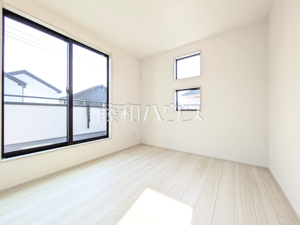 3号棟　居室　【練馬区西大泉４丁目】
部屋の雰囲気や広さ・眺望・間取りの使い勝手など、是非一度、ご自身の目で確かめてみてください。　