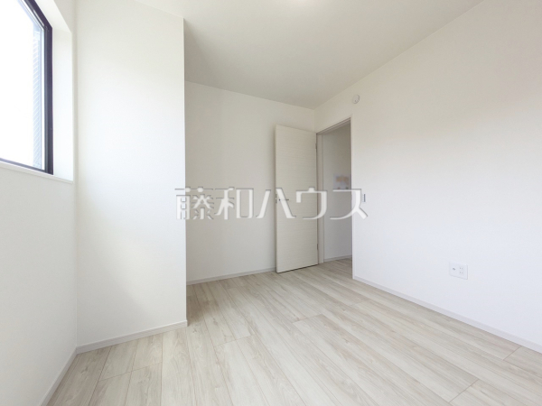 居室　【東村山市青葉町２丁目】