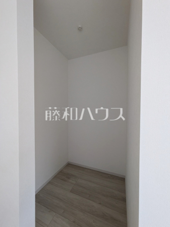 収納　【東村山市青葉町２丁目】