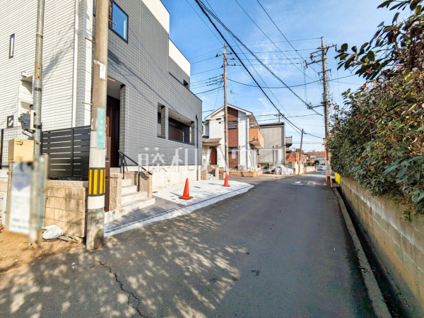 接道状況および現場風景　【所沢市若松町】