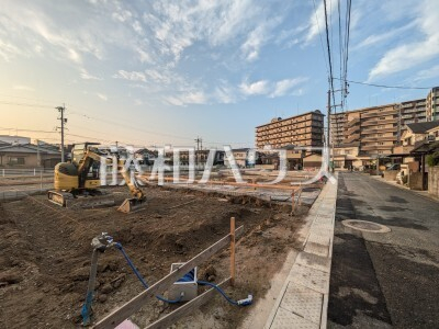 一戸建ての多いエリアのため、静かで落ち着いた雰囲気の街並みです。　