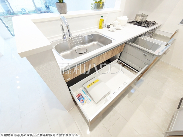キッチン収納　【八王子市散田町２丁目】