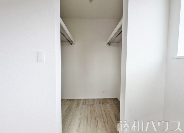 2号棟　収納　【北名古屋市六ツ師町田】